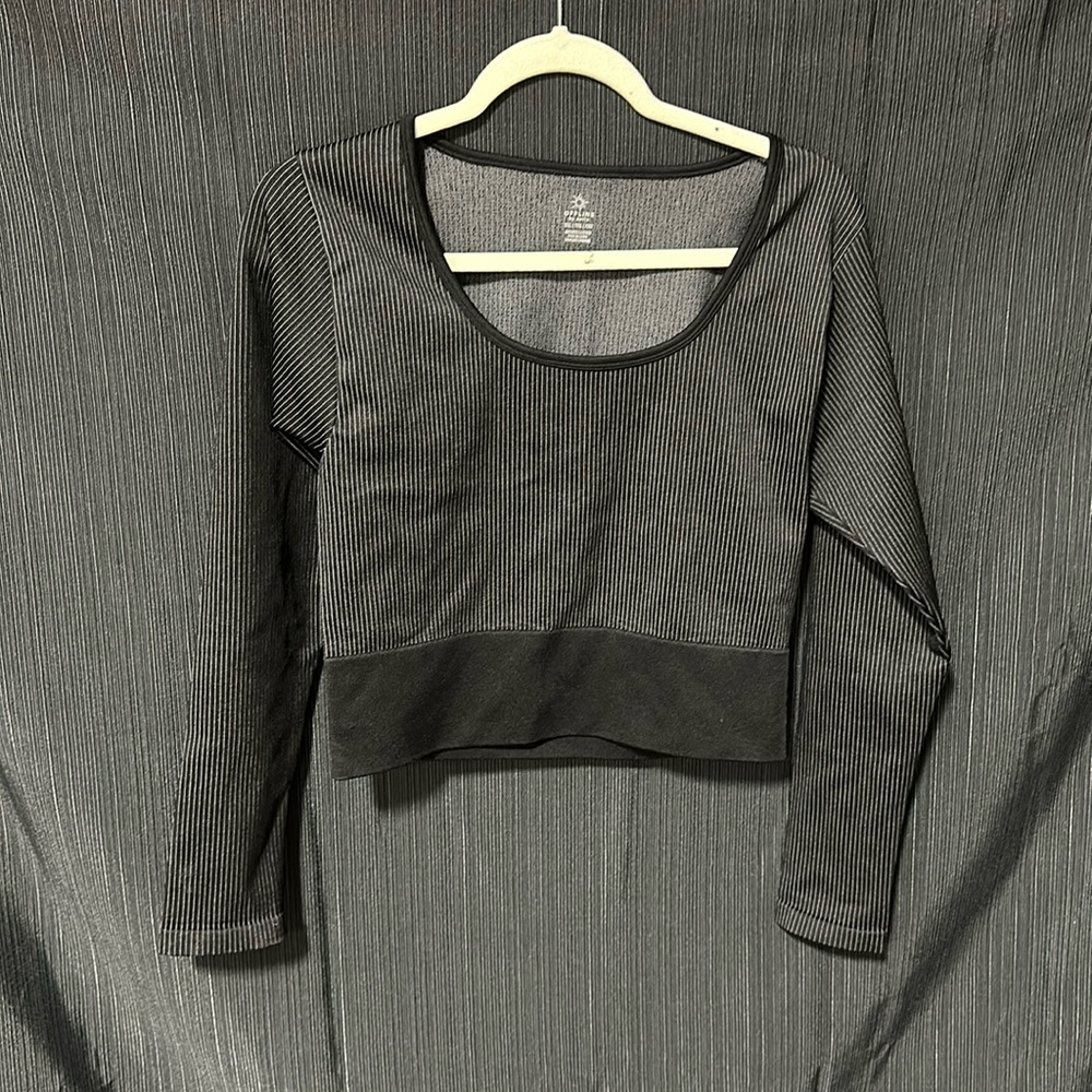 Offline brand‎ Black crop top /Size XXL / J-14